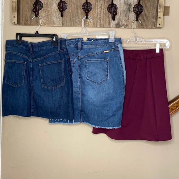 Lot of 3 mini skirts for $35 - Picture 2 of 2